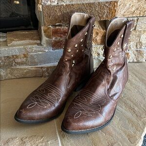 Brown Western Cowboy Boots with Studs